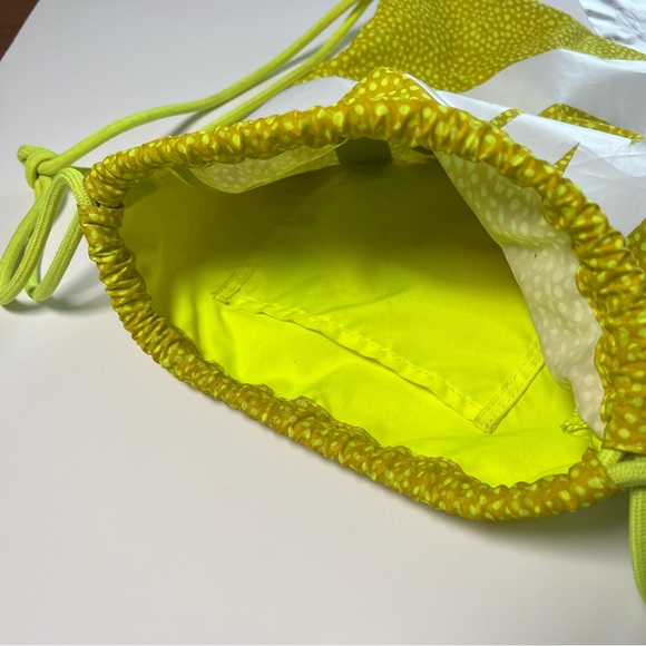 Nike Drawstring Bag - Picture 5 of 6